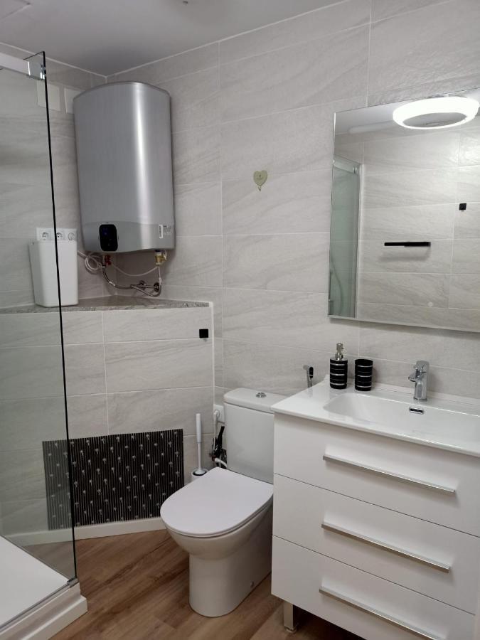 Angeles Home Ел Вендрел Екстериор снимка