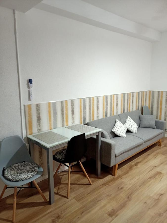 Angeles Home Ел Вендрел Екстериор снимка
